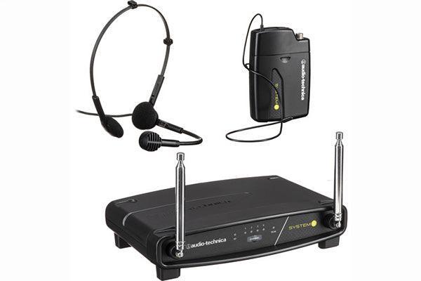 Audio-Technica ATW-901A/H System 9 Wireless system includes ATW-R900A receiver and ATW-901a body-pack transmitter with PRO 8HecW headworn microphone.